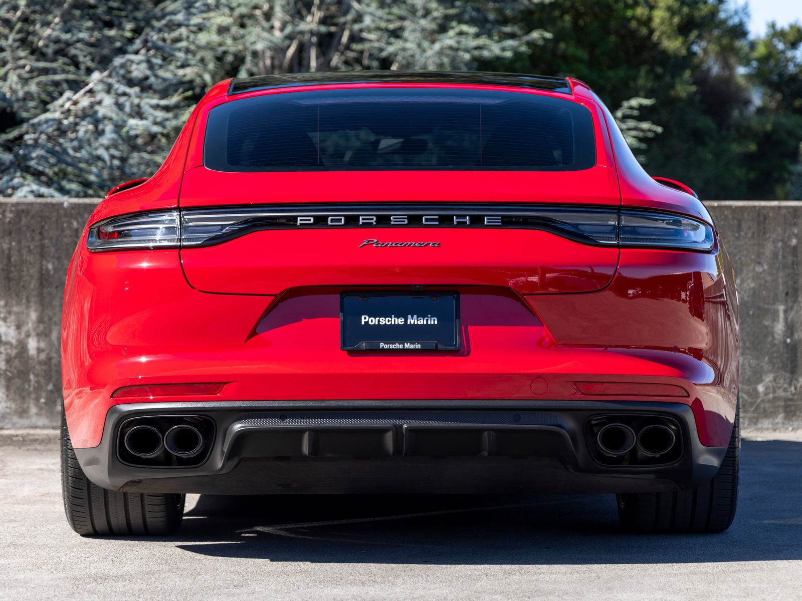 Certified 2023 Porsche Panamera Platinum Edition image 10