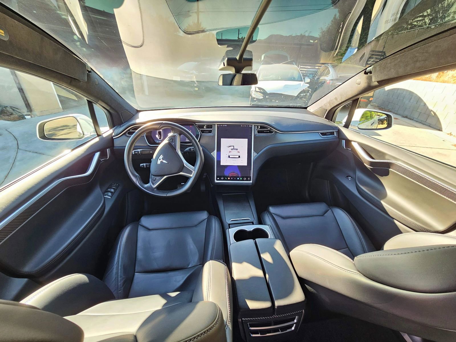 Used 2017 Tesla Model X 75D image 6