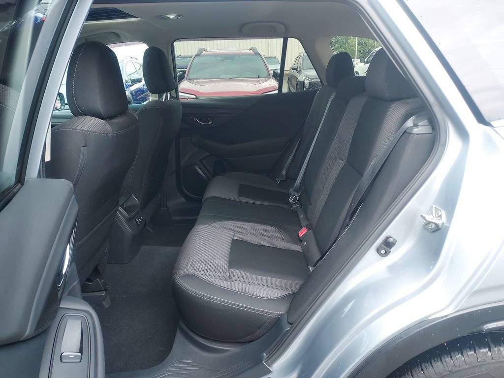 Used 2021 Subaru Outback Premium AWD/4WD image 29