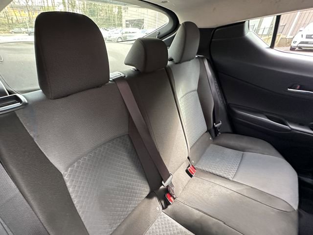 Used 2021 Toyota C-HR LE image 32