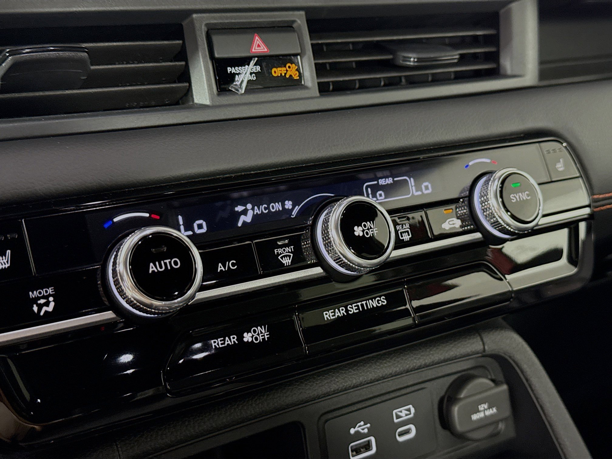 Certified 2025 Honda Pilot Sport image 17