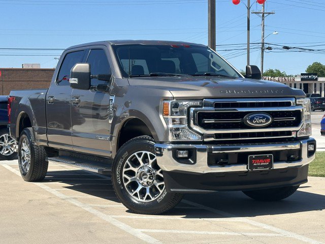 Used 2020 Ford F250 Lariat w/ Lariat Value Package AWD/4WD image 3