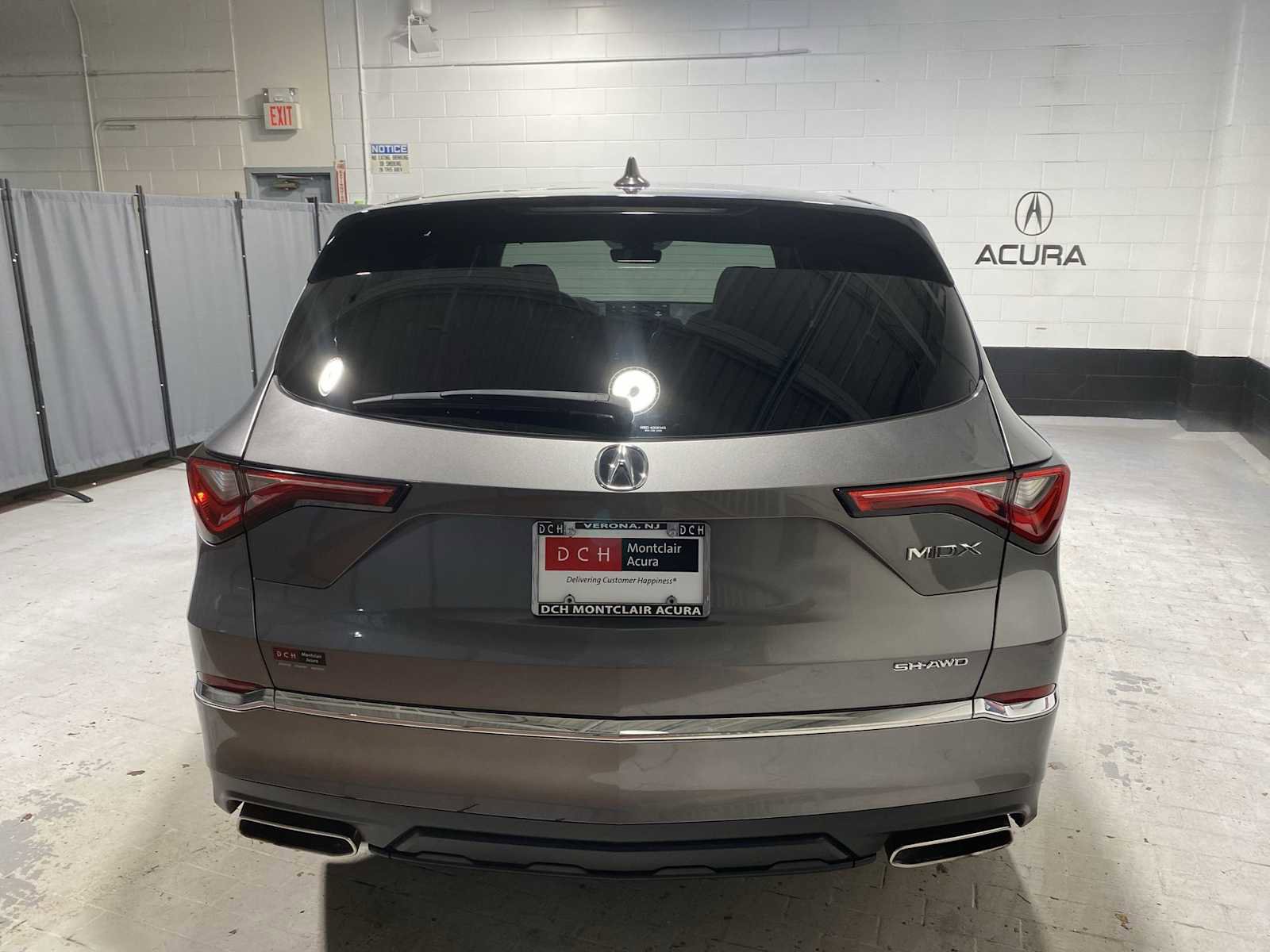 Used 2023 Acura MDX SH-AWD image 5