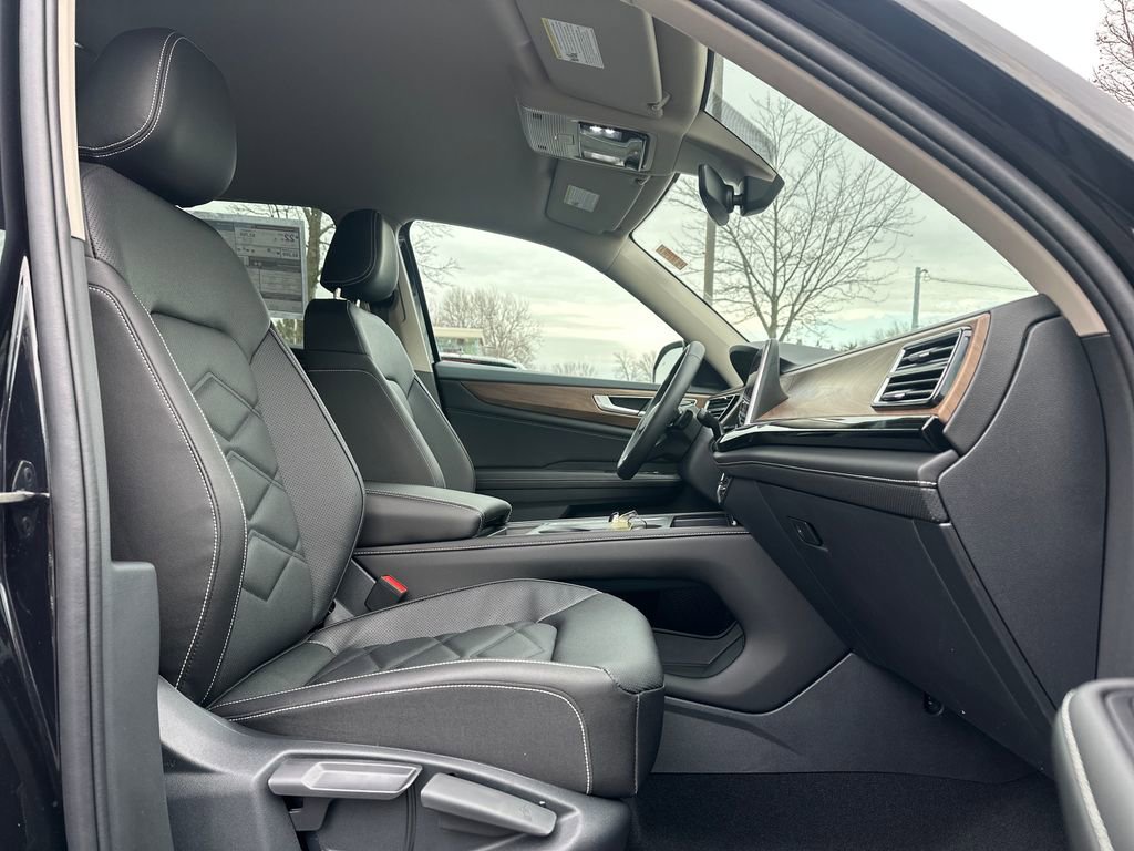 New 2026 Volkswagen Atlas SE image 16