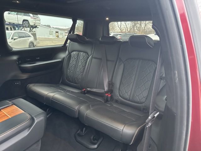 Used 2024 Jeep Grand Wagoneer L Series III image 20