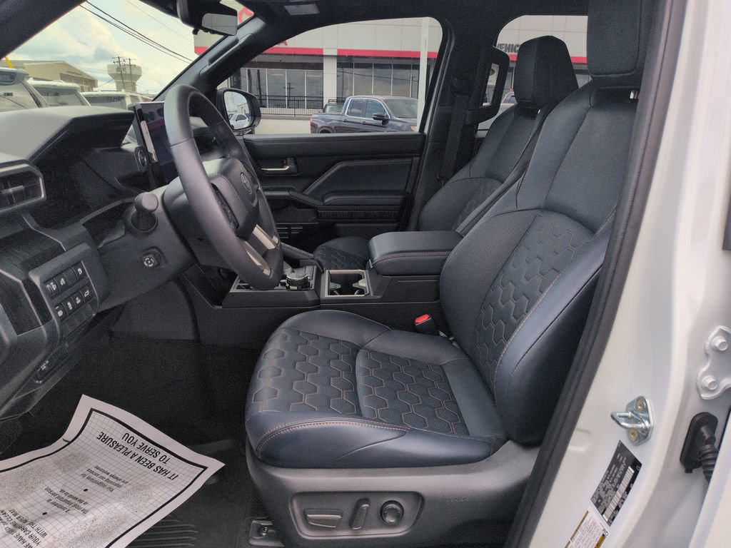 Certified 2026 Toyota 4Runner Platinum AWD/4WD image 9
