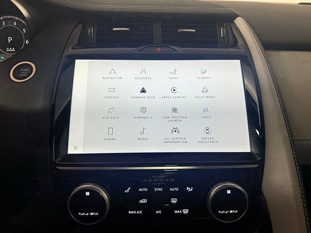 Certified 2024 Jaguar E-PACE R-Dynamic SE image 17