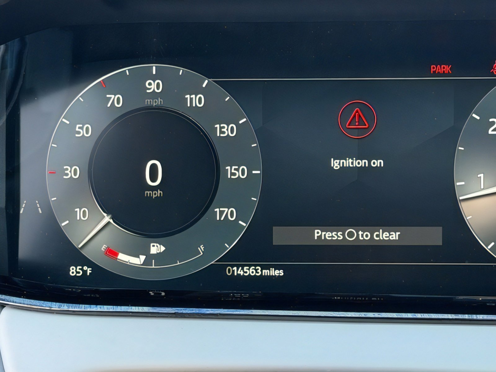 Used 2024 Land Rover Range Rover Evoque Dynamic SE image 23