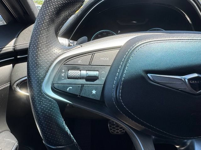 Used 2023 Genesis GV70 3.5T Sport w/ Sport Prestige Package AWD/4WD image 25