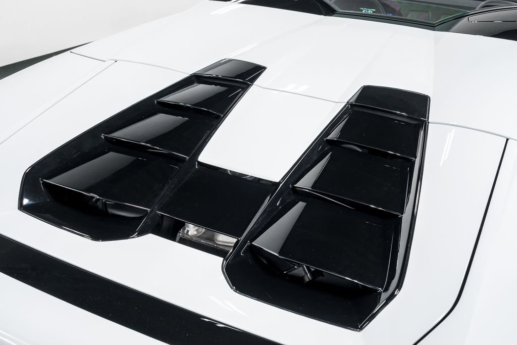 Used 2022 Lamborghini Huracan EVO RWD image 63