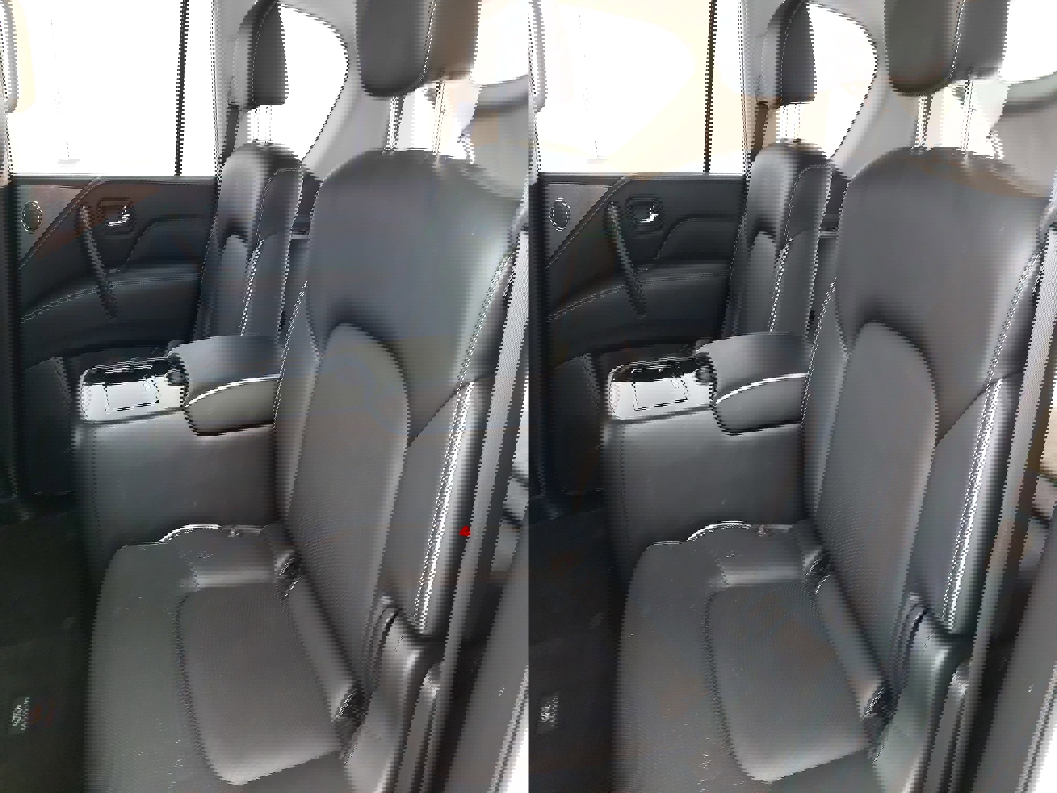 Used 2024 INFINITI QX80 Premium Select w/ Cargo Package image 18