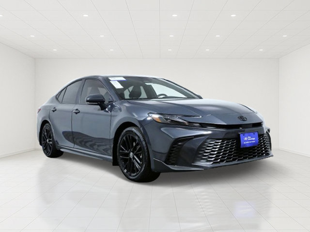 Used 2025 Toyota Camry SE w/ Multimedia Upgrade Package
