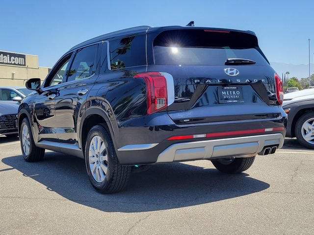 Used 2025 Hyundai Palisade SEL FWD image 3