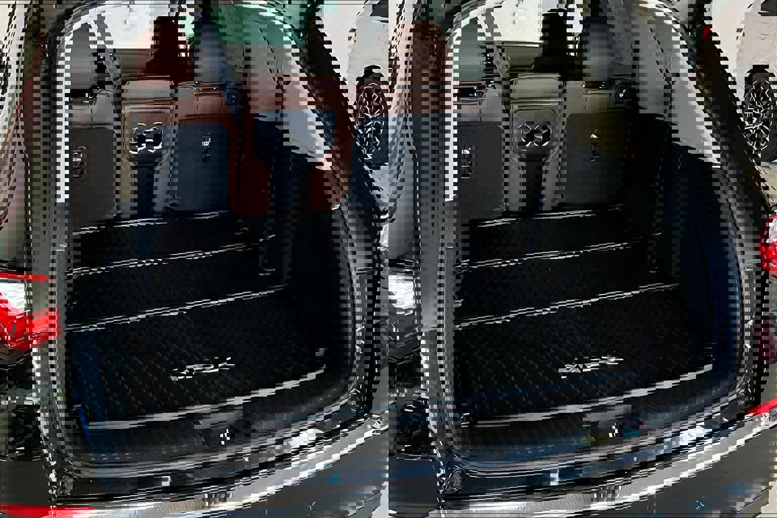 Certified 2023 Acura MDX w/Technology Package image 17