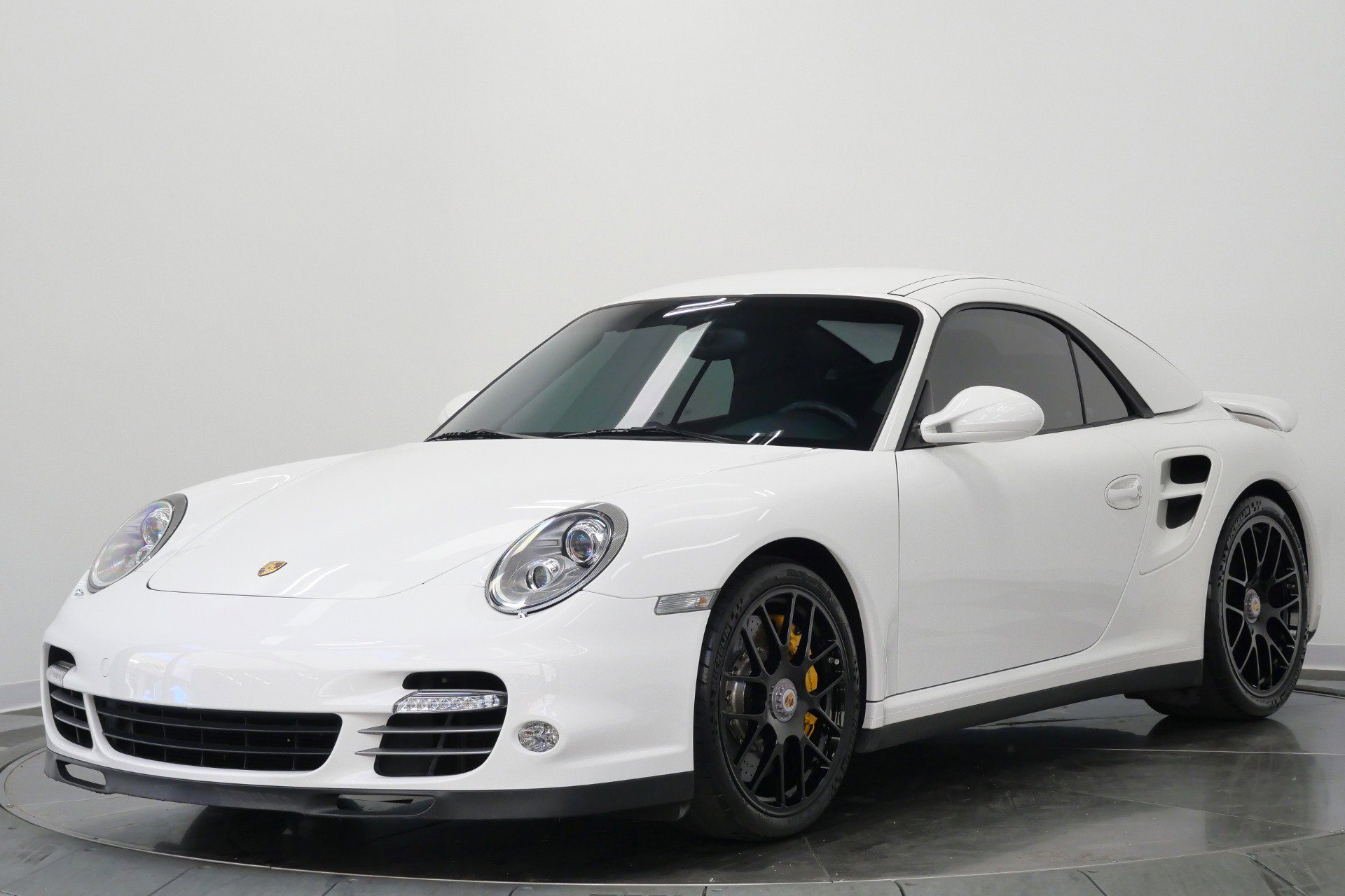 Used 2012 Porsche 911 Turbo S AWD/4WD image 5