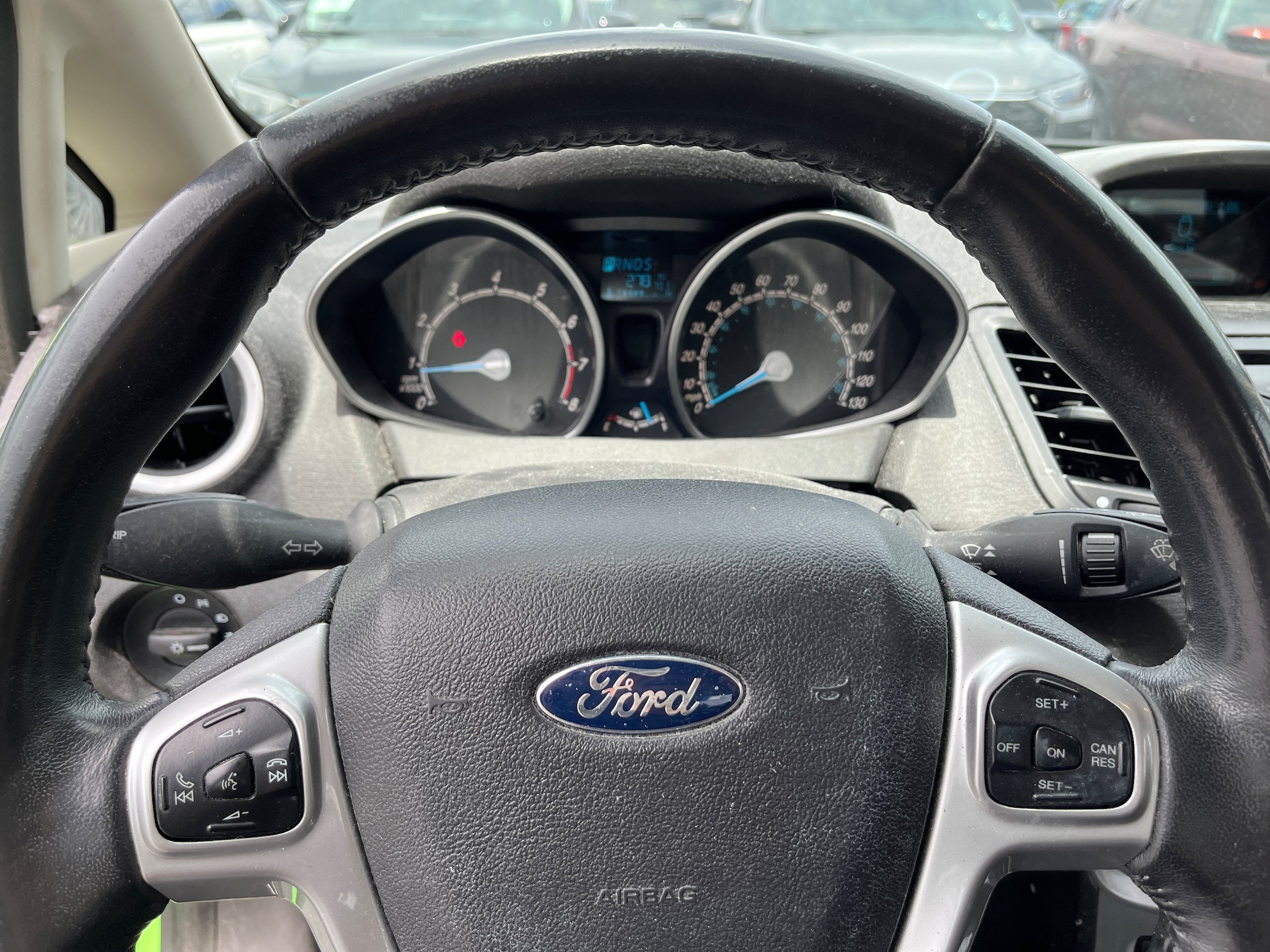 Used 2015 Ford Fiesta SE w/ Comfort Package FWD image 18