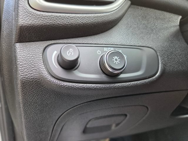 Used 2018 Chevrolet Trax LS FWD image 20