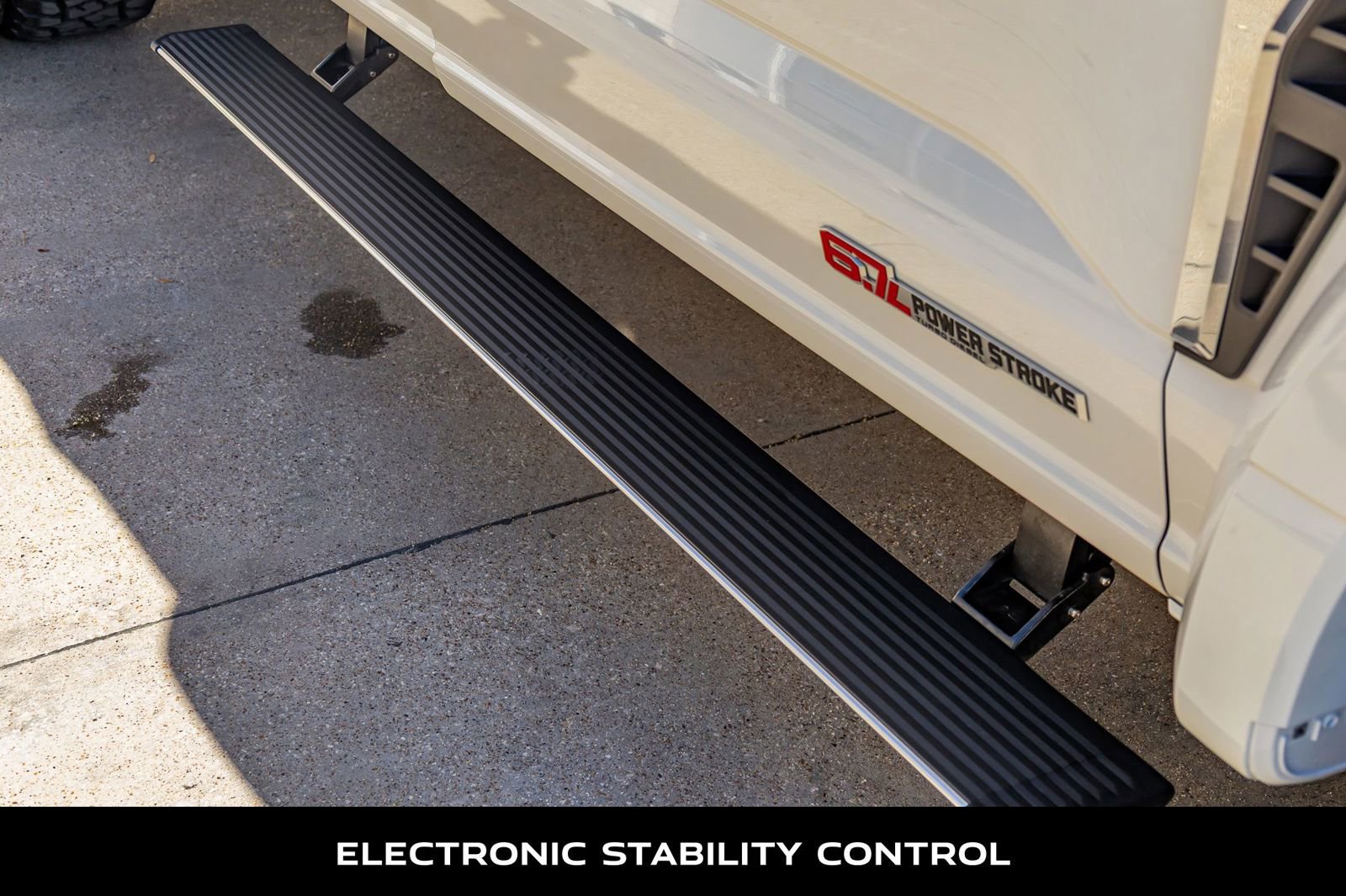 Used 2026 Ford F450 Platinum w/ Platinum Plus Package image 13