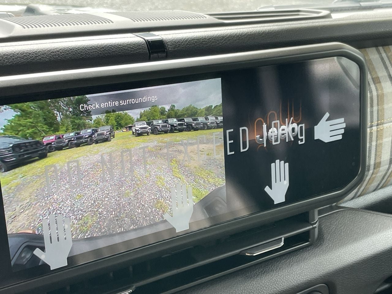 New 2026 Jeep Gladiator Mojave AWD/4WD image 17