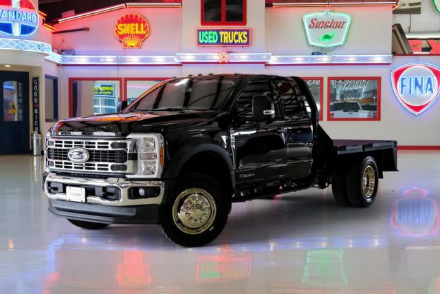 Used 2023 Ford F450 XLT w/ XLT Value Package AWD/4WD image 2