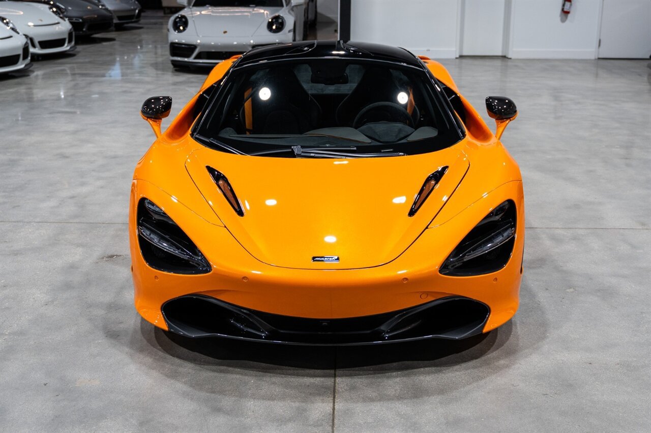 Used 2019 McLaren 720S Performance RWD image 9