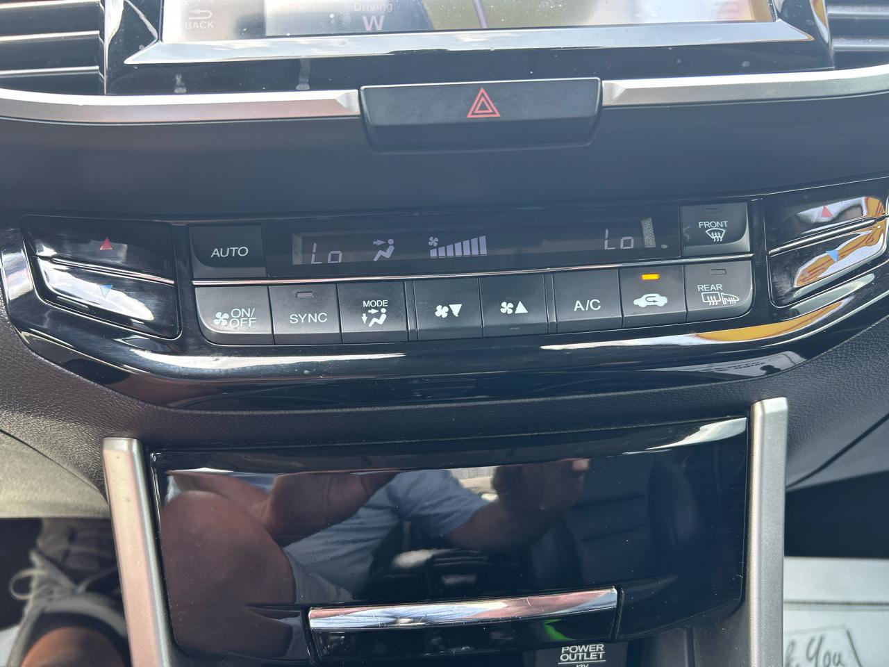 Used 2016 Honda Accord Touring image 18