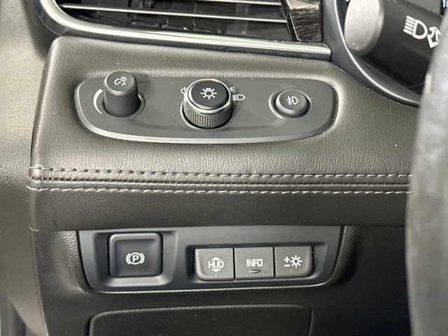 Used 2017 Buick LaCrosse Premium image 19