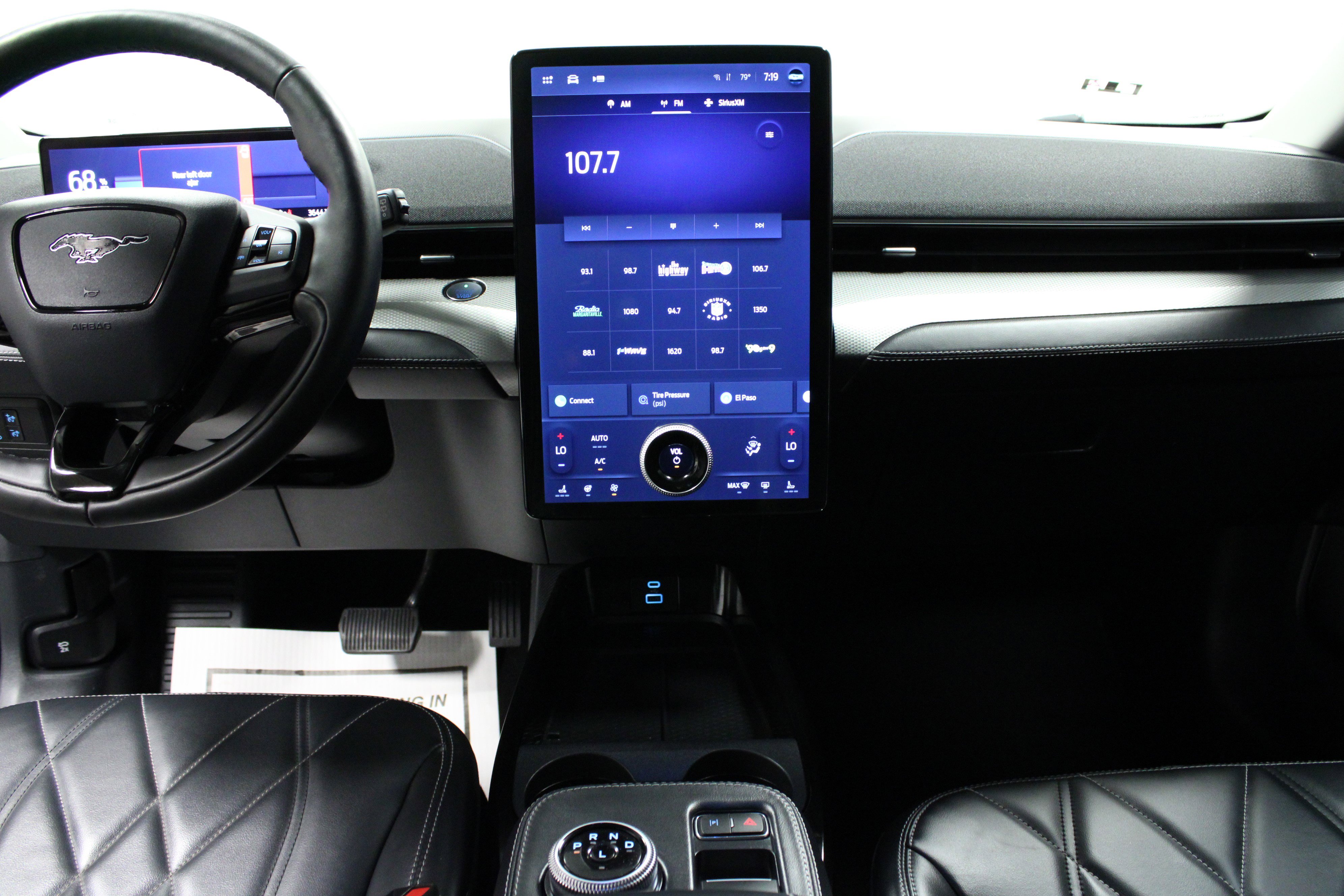 Used 2021 Ford Mustang Mach-E Select image 18