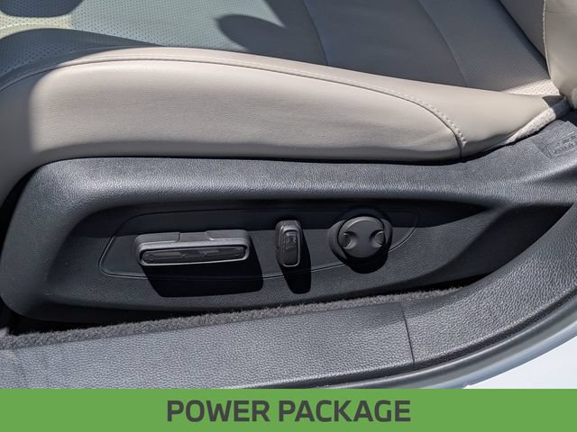 Used 2023 Honda Accord Touring image 18