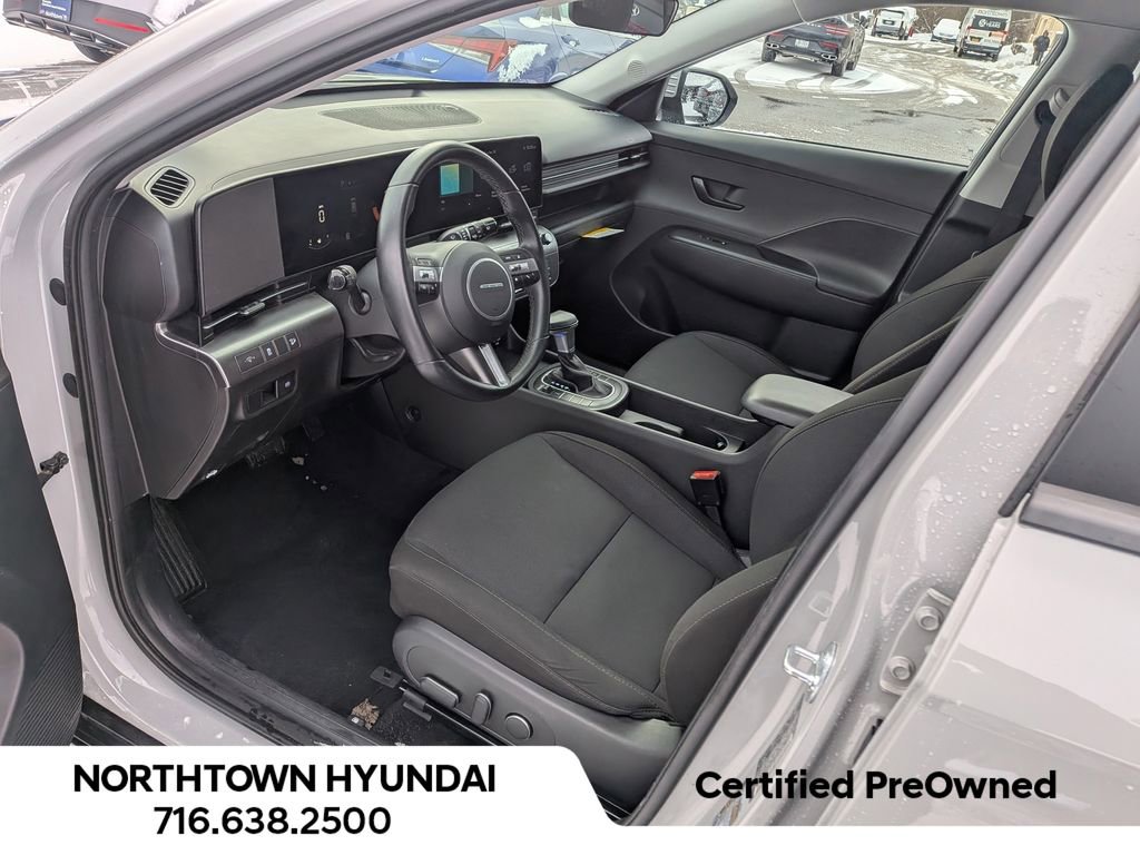 Used 2025 Hyundai Kona SEL image 10