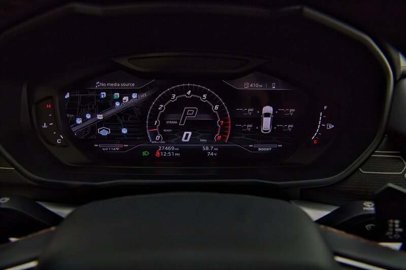 Used 2022 Lamborghini Urus AWD/4WD image 22