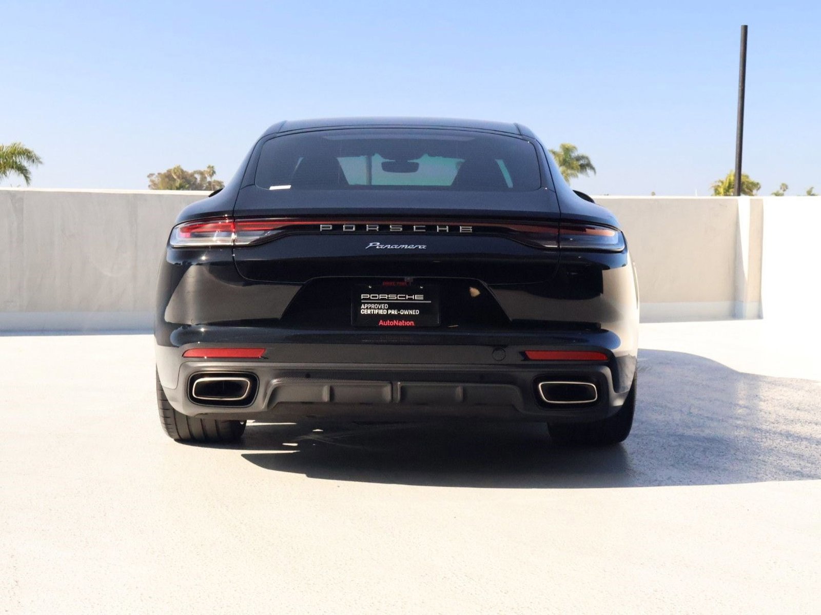 Certified 2023 Porsche Panamera image 10