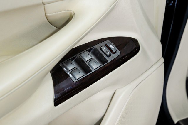 Used 2014 Lexus LX 570 4WD image 55