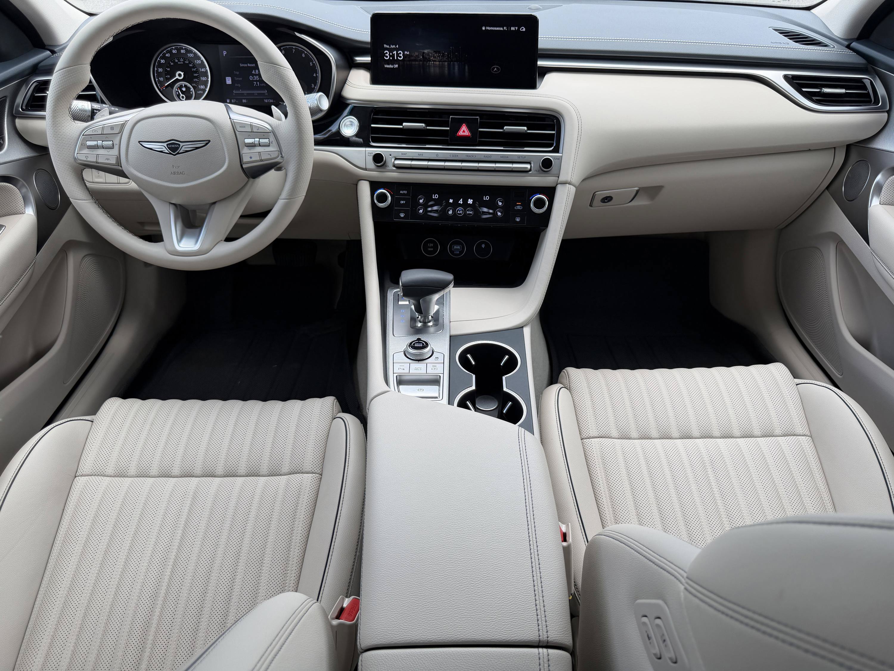 Used 2026 Genesis G70 2.5T Prestige RWD image 18