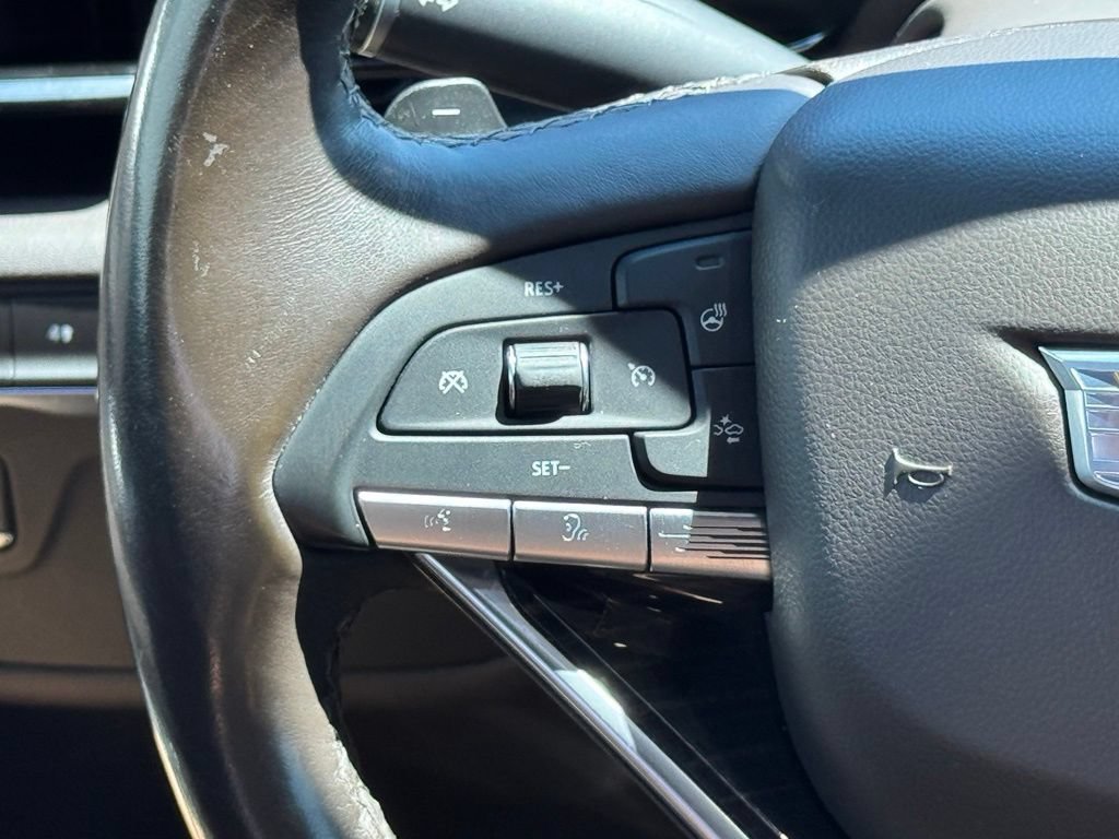 Used 2021 Cadillac Escalade Premium Luxury AWD/4WD image 26