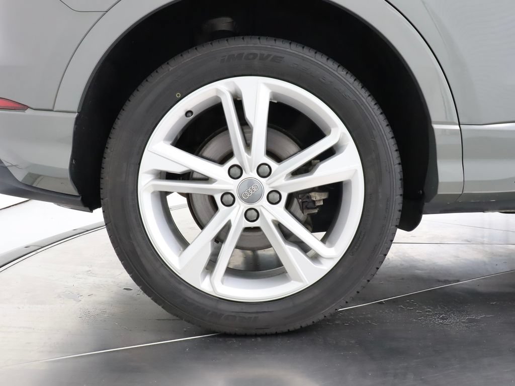 Used 2020 Audi Q3 2.0T Premium AWD/4WD image 44