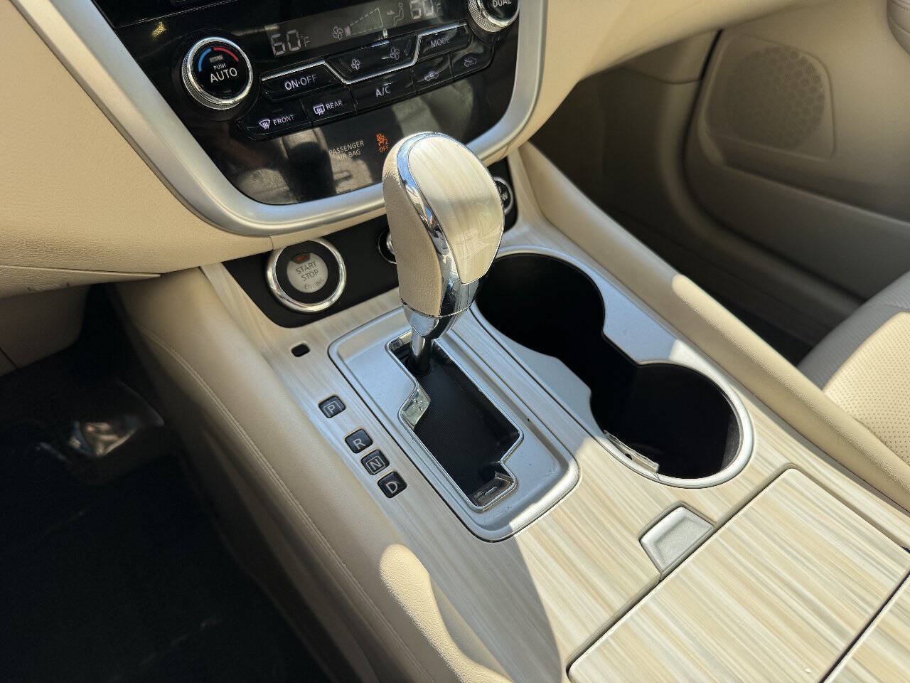 Used 2015 Nissan Murano Platinum w/ Platinum Technology Package AWD/4WD image 41