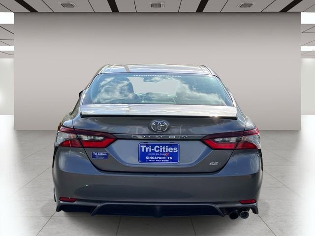 Used 2024 Toyota Camry SE FWD image 4