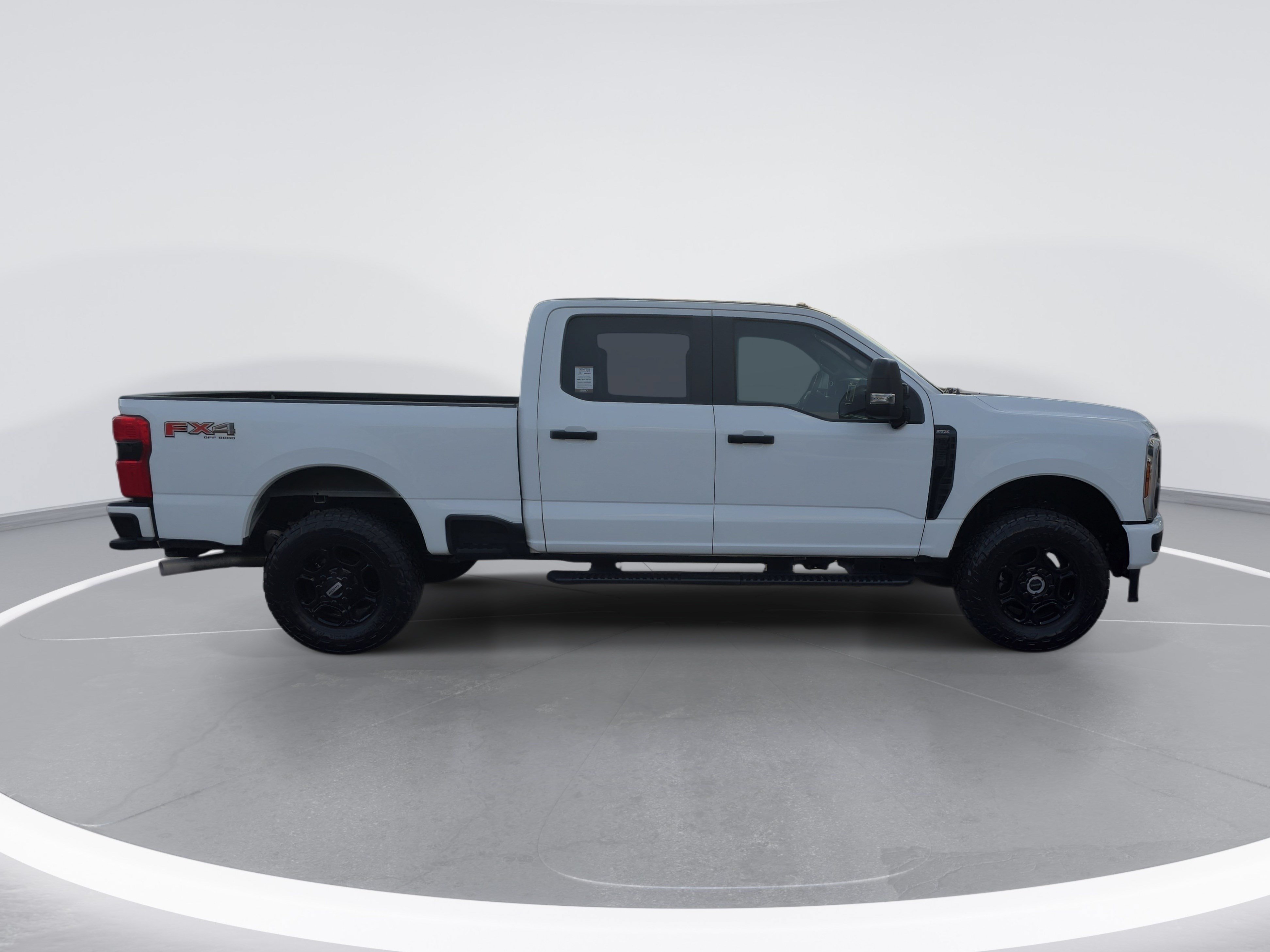Used 2025 Ford F250 XL w/ STX Appearance Package AWD/4WD image 2
