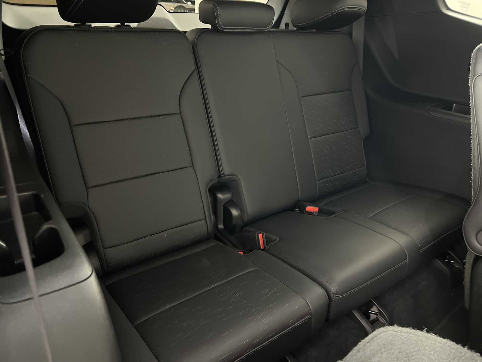 New 2026 Buick Enclave Sport Touring w/ Power Package image 18