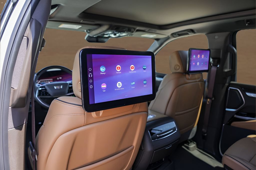 Certified 2025 Cadillac Escalade ESV Premium Luxury w/ Touring Package AWD/4WD image 24
