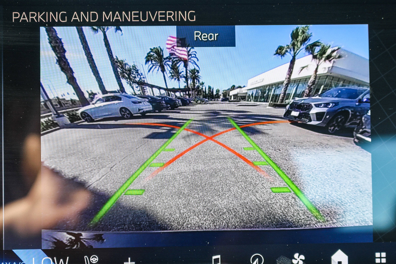 Certified 2025 BMW 330i Sedan w/ Convenience Package image 24