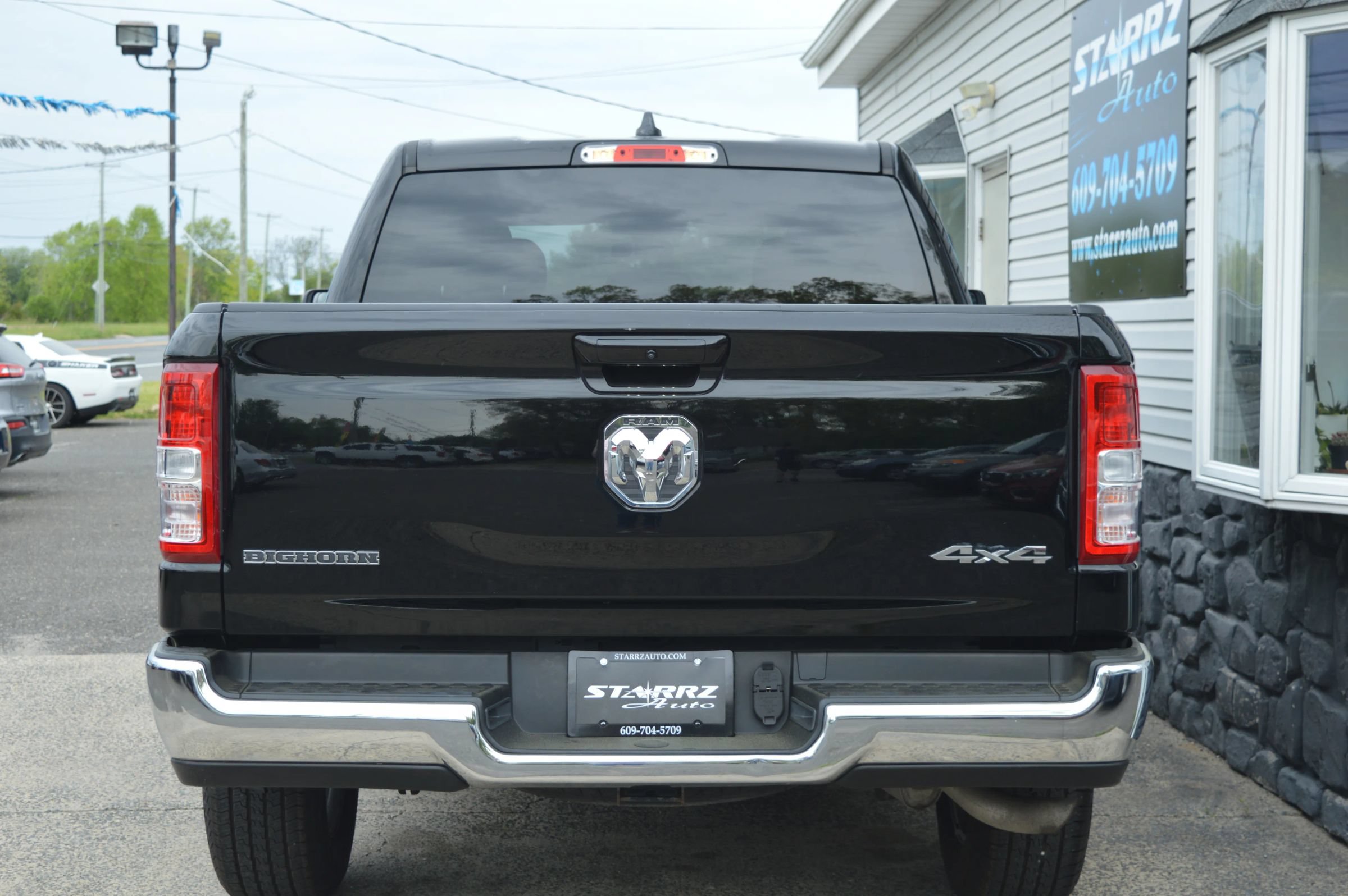 Used 2022 RAM 1500 Big Horn AWD/4WD image 4