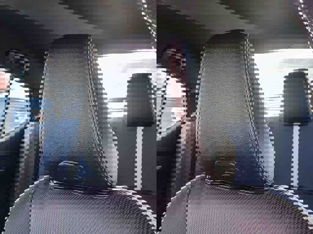 Used 2025 Toyota Camry SE image 24