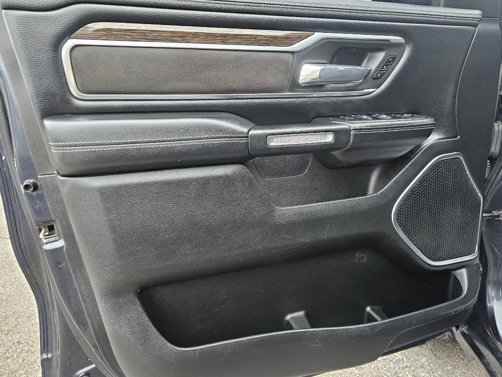 Used 2019 RAM 1500 Laramie image 16