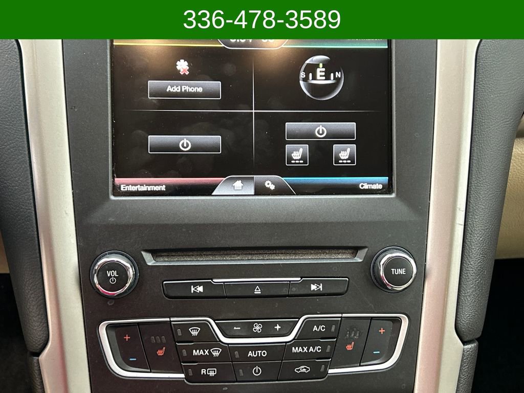 Used 2016 Ford Fusion SE w/ Equipment Group 202A image 22