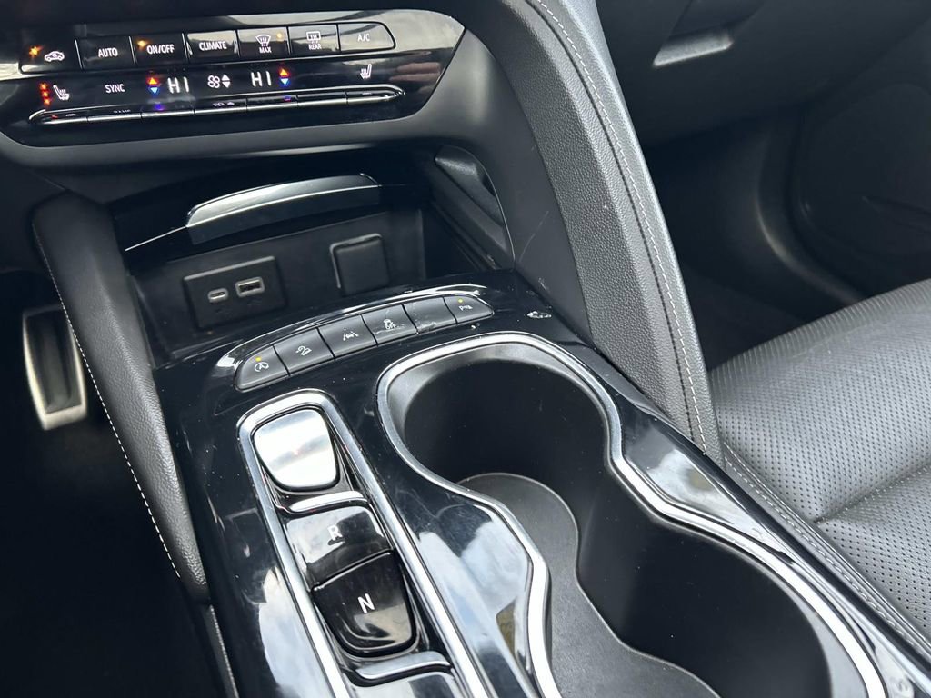 Used 2023 Buick Envision Essence w/ Sport Touring Package image 30