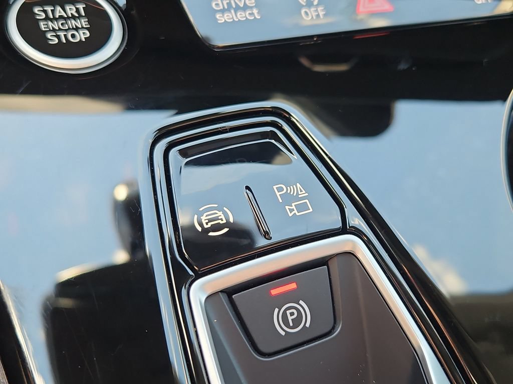 Certified 2025 Audi A5 2.0T Premium Plus w/ Premium Plus AWD/4WD image 18