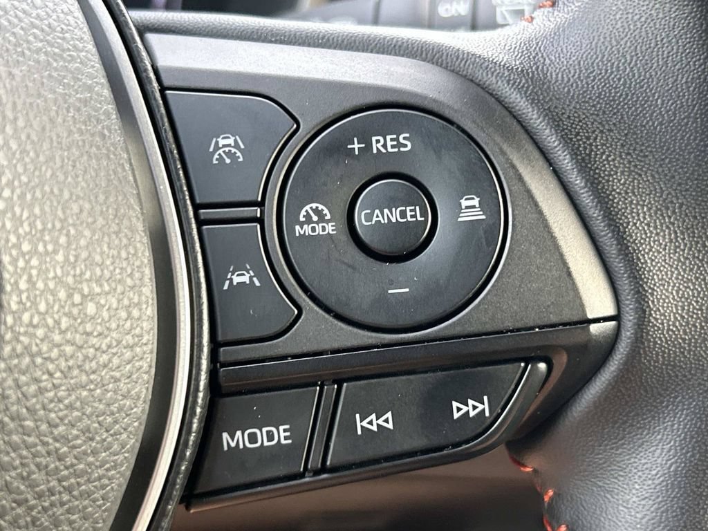 Used 2026 Toyota Corolla SE FWD image 26
