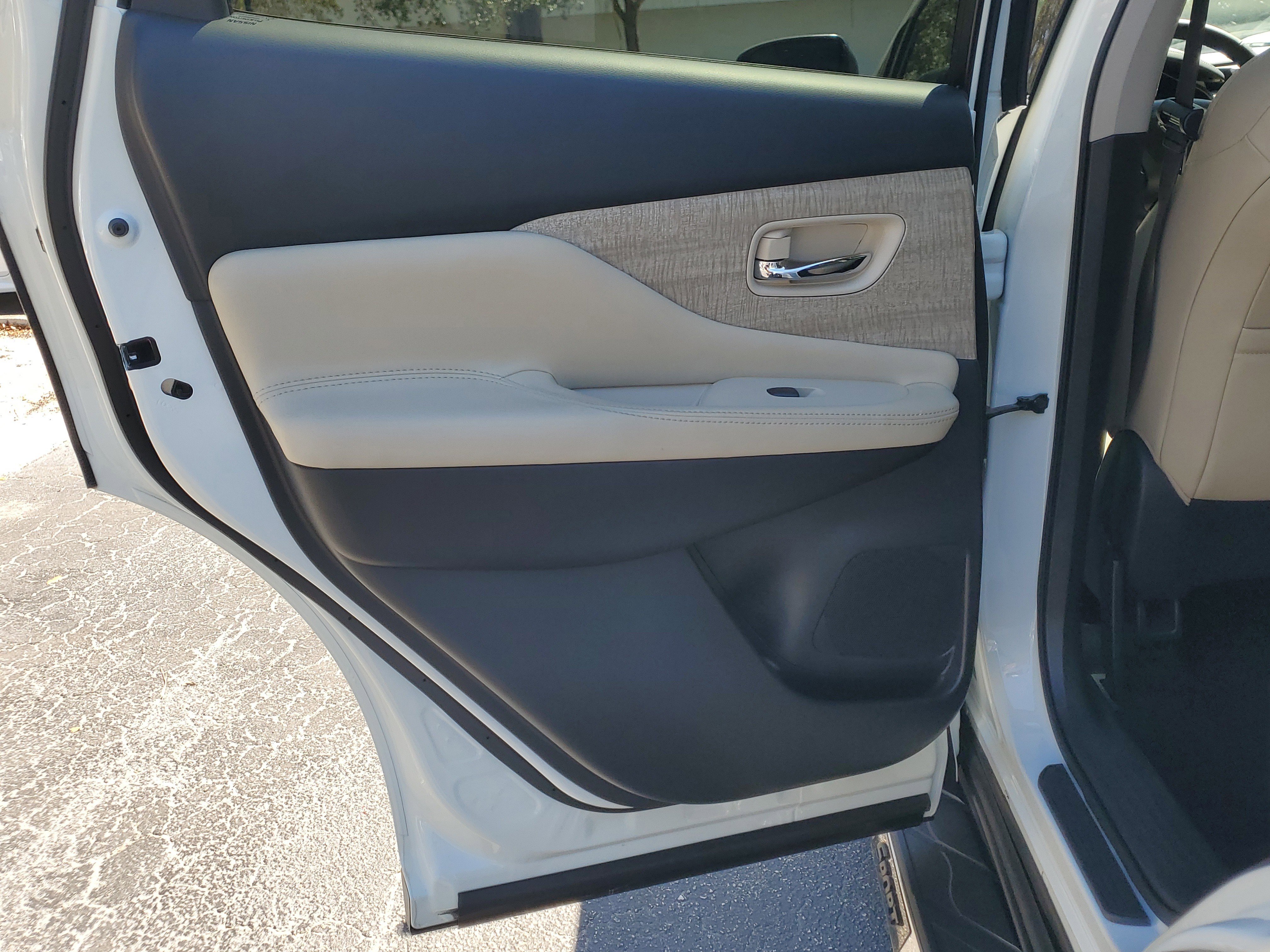 Certified 2023 Nissan Murano SV image 11